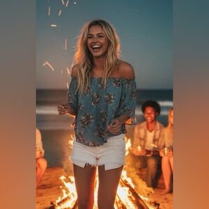 En Creme Blue Floral Ruffle On Or Off Shoulder Crop Top Sz M Bohemian Country